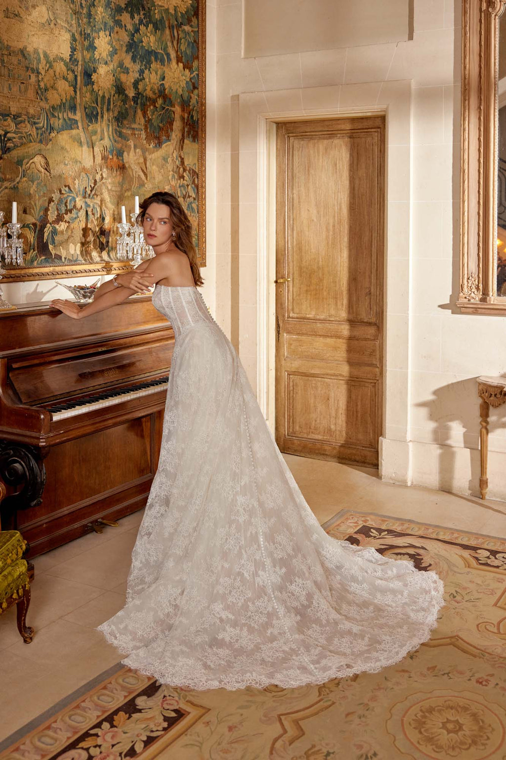 Manuela - Justin Alexander
